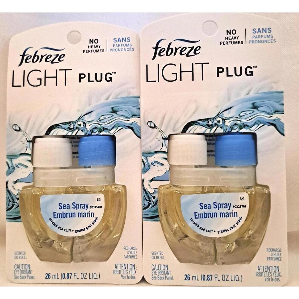 Febreze Light Plug Scented Oil Refills Sea Spray 26ml 0.87 fl oz Lot of 2 NEW
